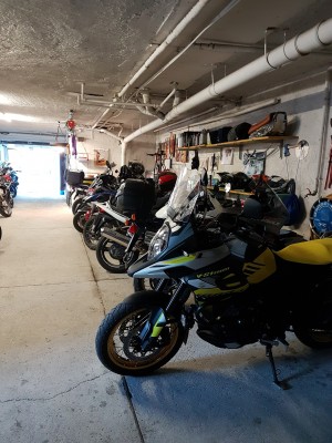 Garage1.jpg