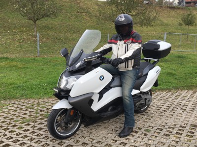 BMW C 650 GT_2017.jpg (1.93 MiB) 20457 mal betrachtet BMW C 650 GT_2017.jpg