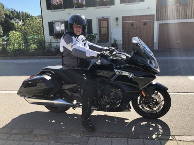 BMW_Bagger_1600.jpg (1.8 MiB) 21971 mal betrachtet BMW_Bagger_1600.jpg